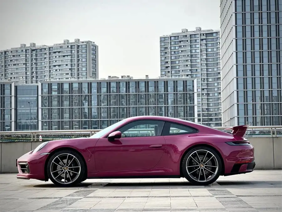 بورش 911 2023 كاريرا 3.0T