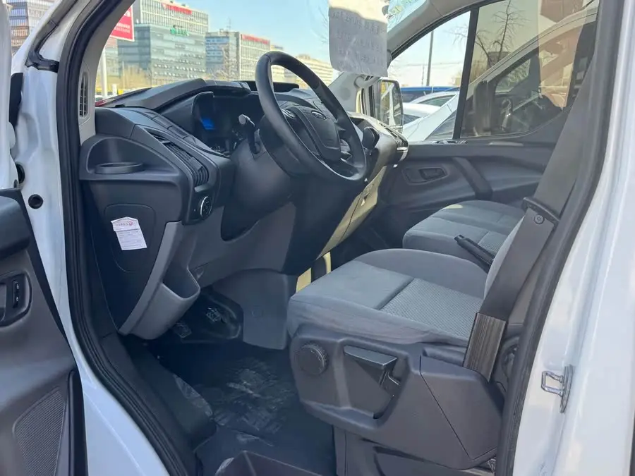 Ford Transit 2020 2.0T Gas Commercial Travel Model Medium Wheelbase Medium Roof 10-12 Seats National VI