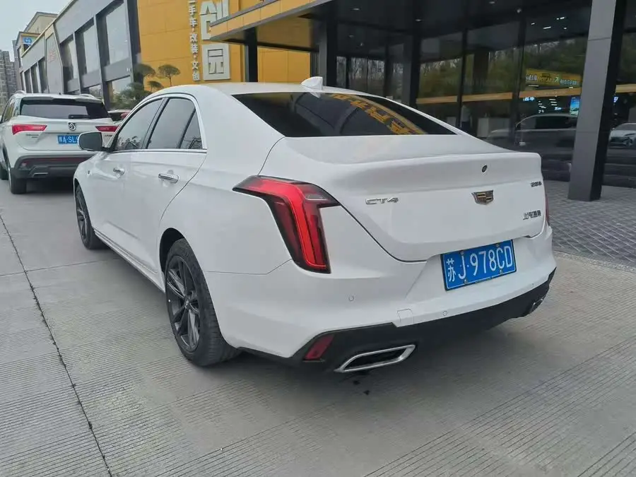 Cadillac CT4 2022 28T Luxury