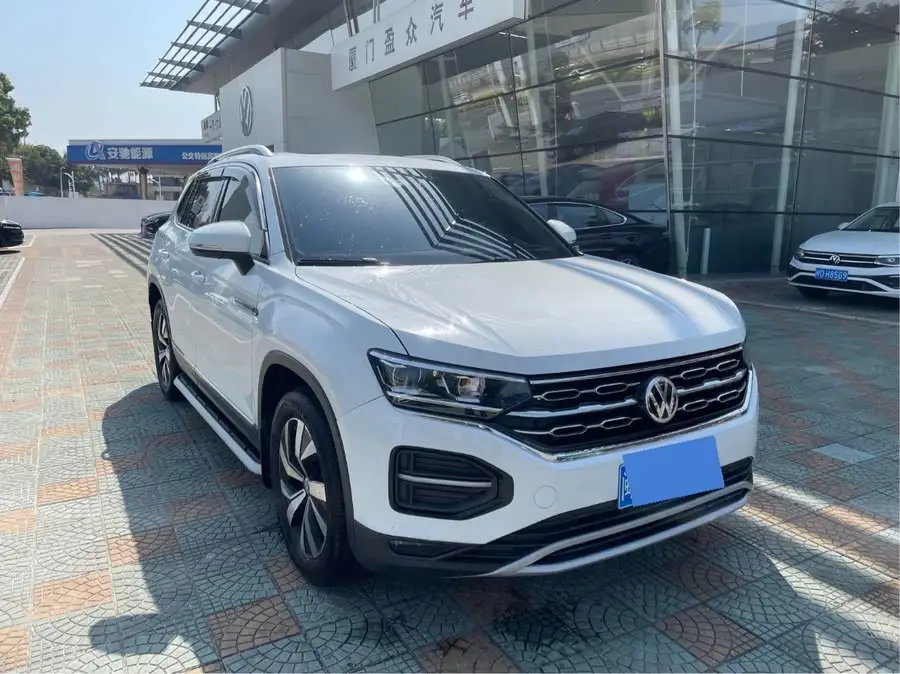 تايرون 2020 330 TSI نسخة الفخامة الذكية ذات الدفع الثنائي