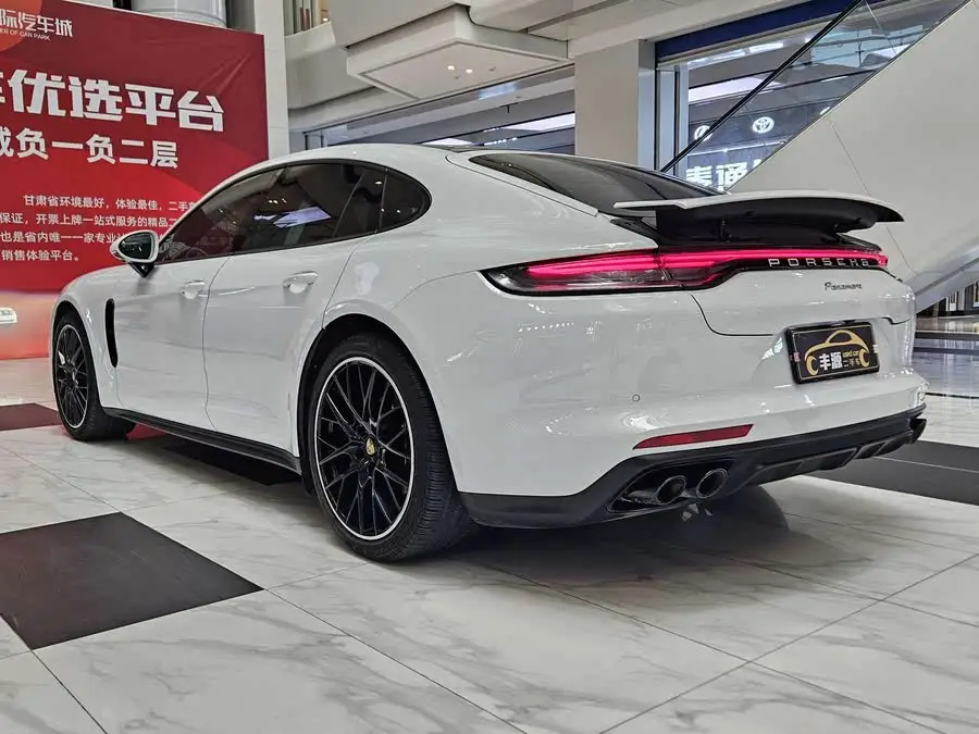 2022 Porsche Panamera 2.9T
