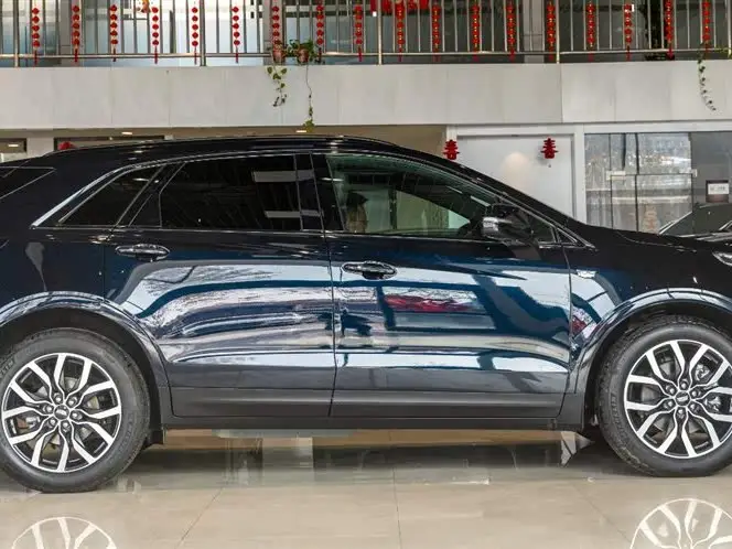 Cadillac XT5 2023 2.0T AWD Premium (Platinum)