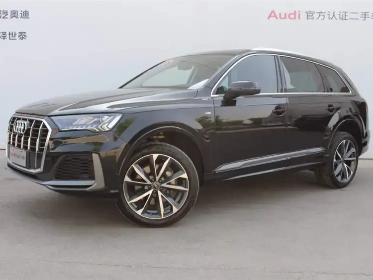 Audi Q7 2023 55 TFSI quattro S line Sport