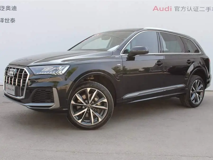 Audi Q7 2023 55 TFSI quattro S line Sport