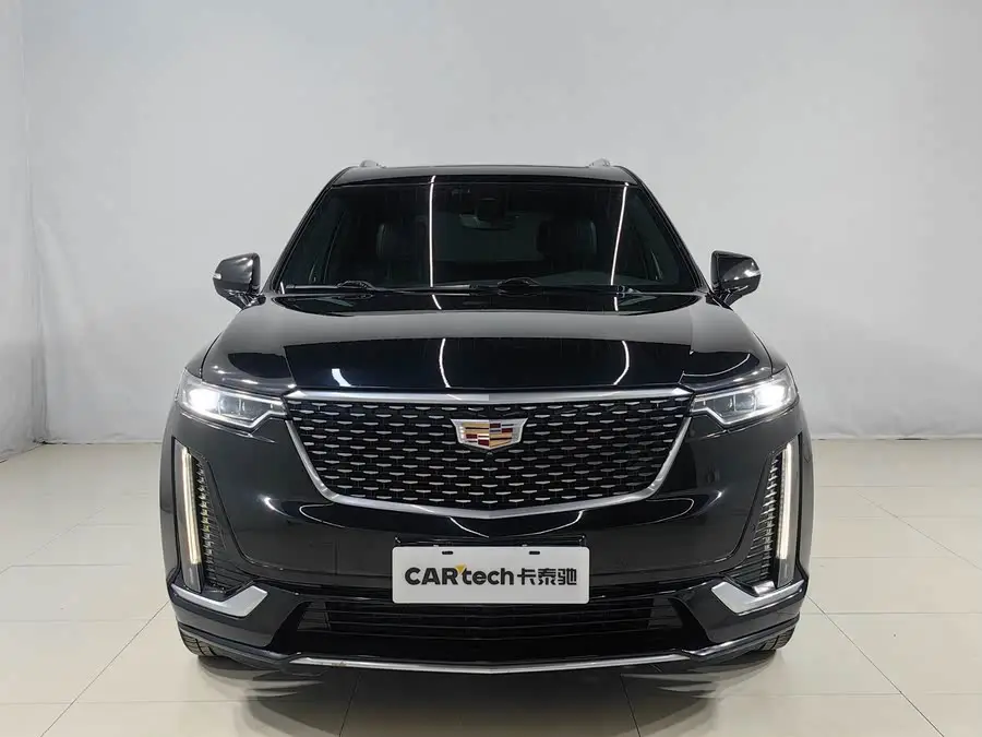 كاديلاك XT6 2021 28T طراز ستة مقاعد دفع رباعي فاخر