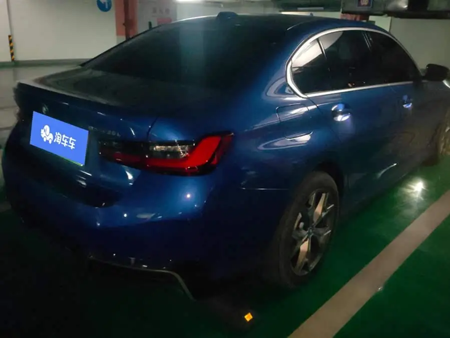 بي إم دبليو i3 2024 eDrive 35 L