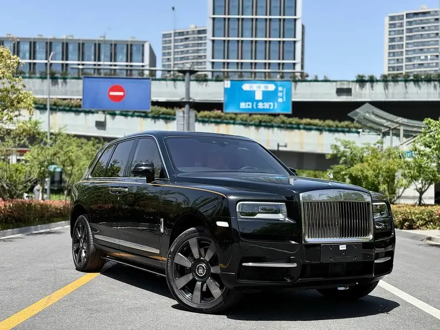 كولينان 2024 النسخة رباعية المقاعد