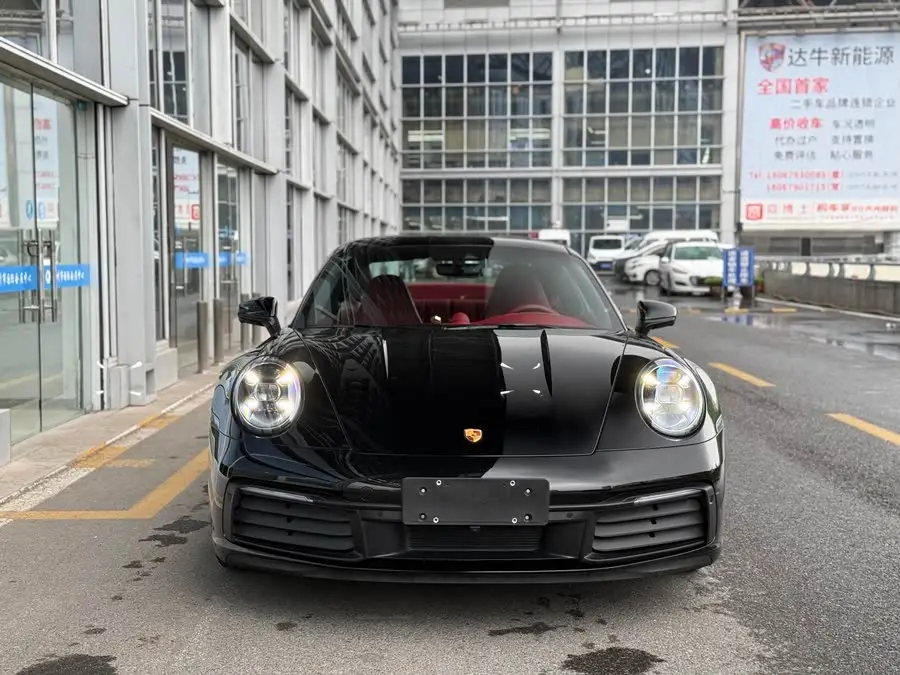 بورشه 911 2023 كاريرا 3.0T