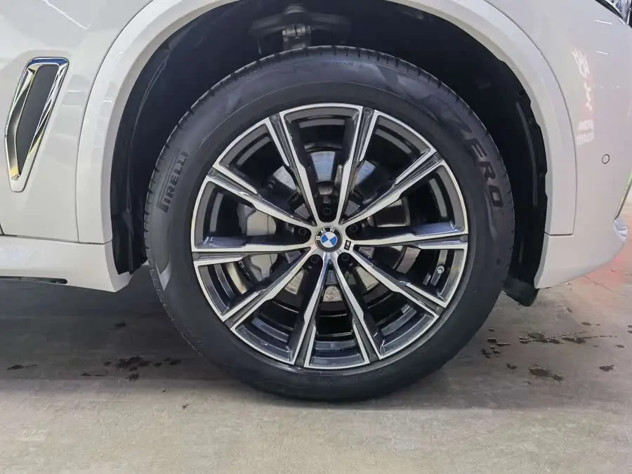 BMW X5 2022 Model Facelift xDrive 30Li M Sport Package