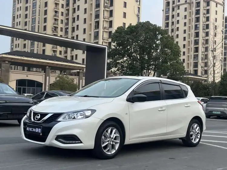 Nissan TIIDA 2021 1.6L CVT Cool Version
