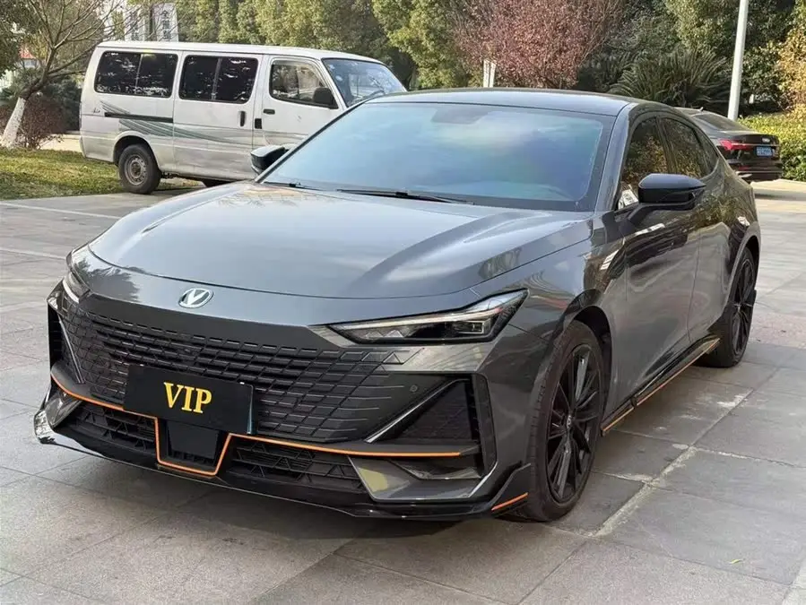 Changan UNI-V 2023 1.5T Sport Edition