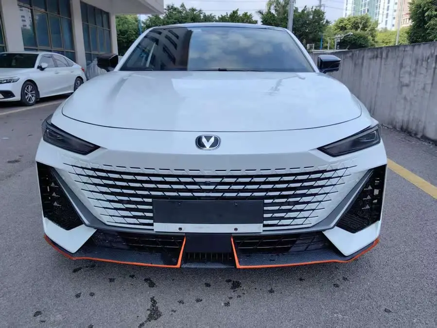 Changan UNI-V 2022 1.5T Premium