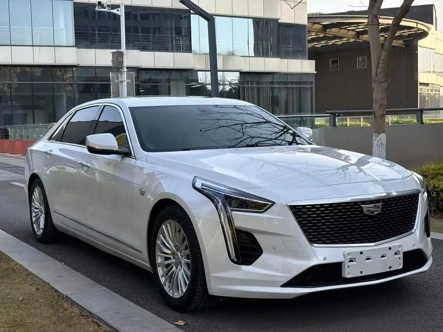 كاديلاك CT6 2021 28T الفاخرة