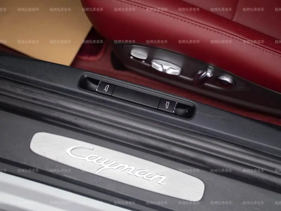 Porsche 718 2022 Cayman 2.0T