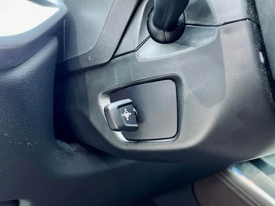 بي إم دبليو X5 2023 طراز xDrive 30Li حزمة M الرياضية