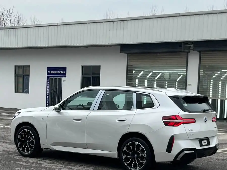 BMW X3 2025 xDrive30L Leading M Sport Package