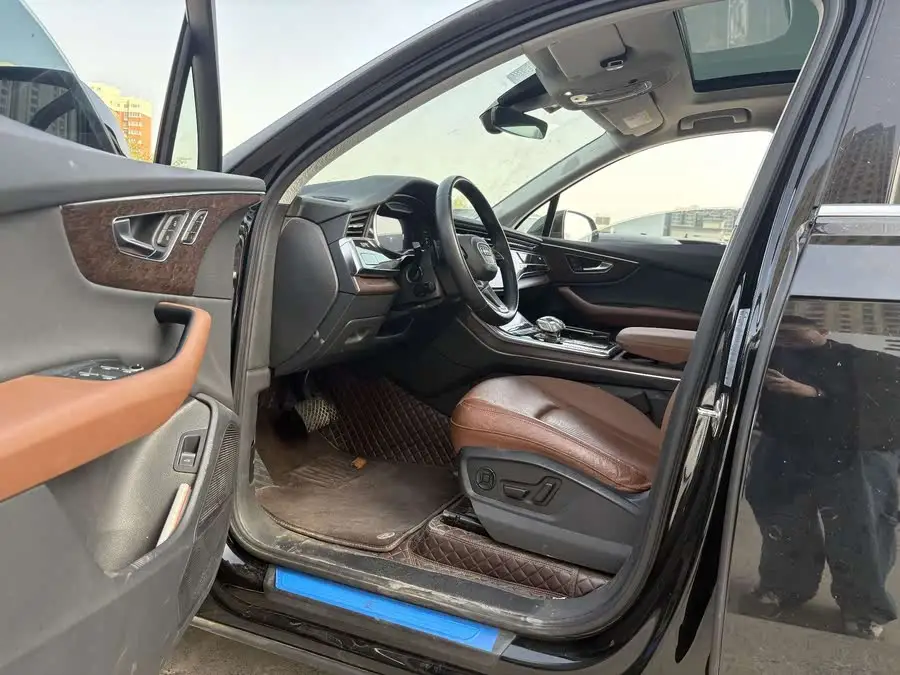 Audi Q7 2022 55 TFSI quattro S line Sport