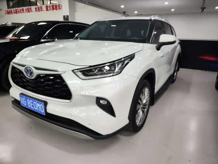 Highlander 2022 Hybrid 2.5L AWD Premium 7-Seater