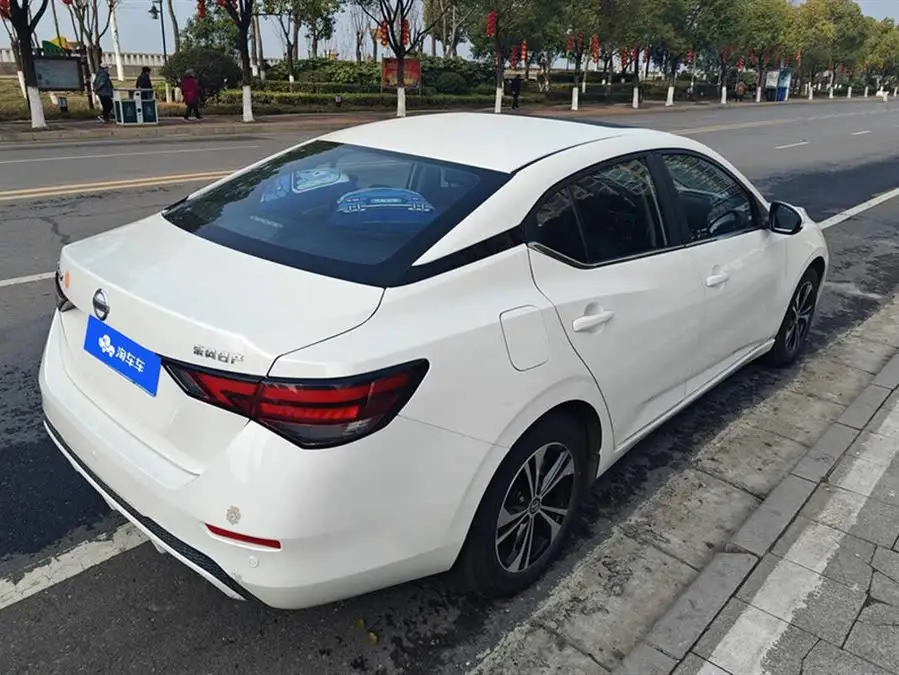 نيسان سليفي 2022 1.6 لتر XL CVT إصدار الاستمتاع