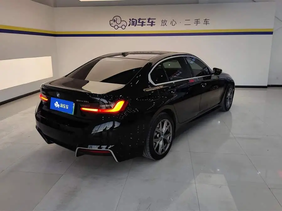 بي إم دبليو i3 2022 eDrive 35 L