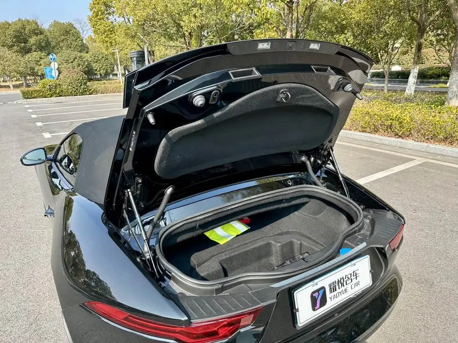 Jaguar F-TYPE 2024 P300 75th Anniversary Collector's Edition Convertible