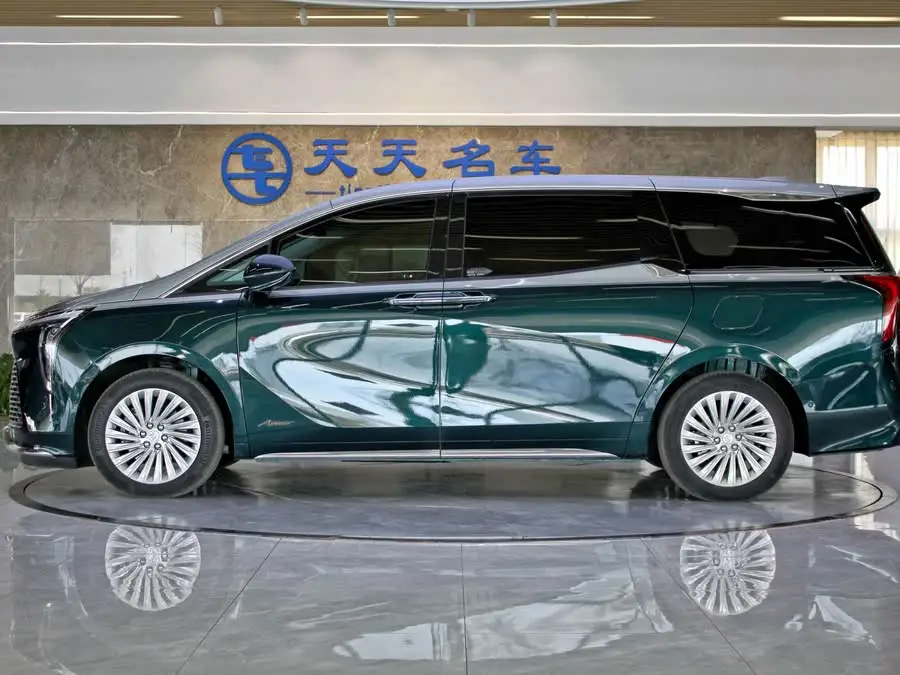 نسخة خاصة من قرن 2023 2.0T بأربعة مقاعد