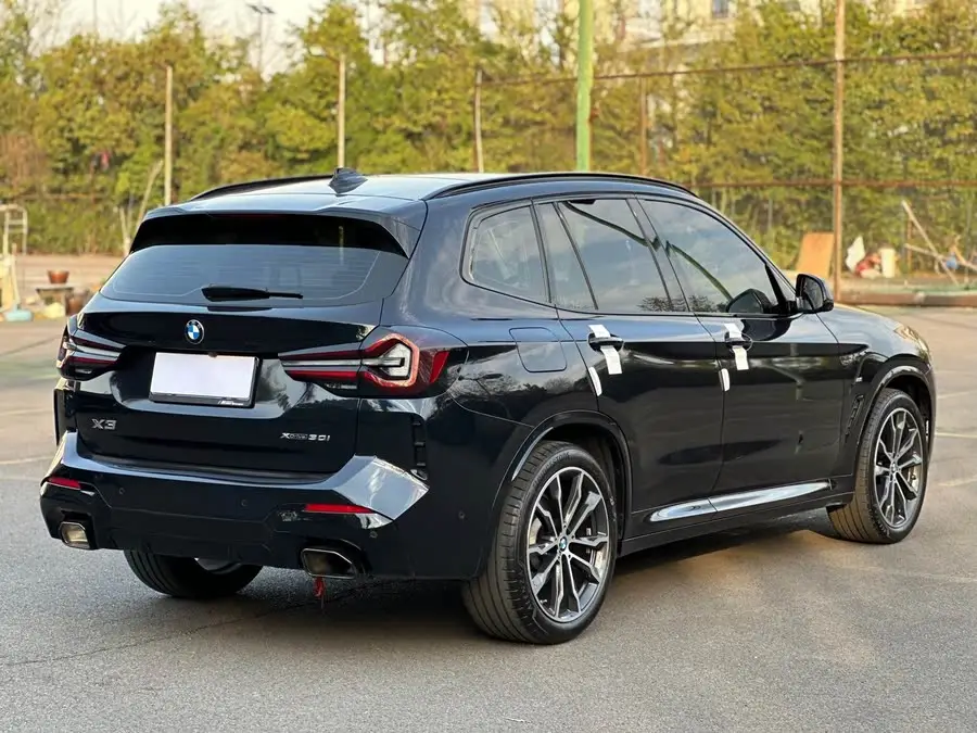 BMW X3 2022 xDrive30i Leading Model M Night Package