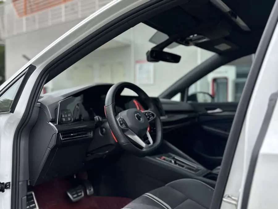 Golf 2023 Model Revised 280TSI DSG R-Line Lite