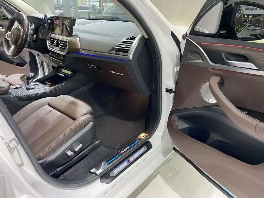 BMW X3 2022 xDrive30i Leading M Night Package