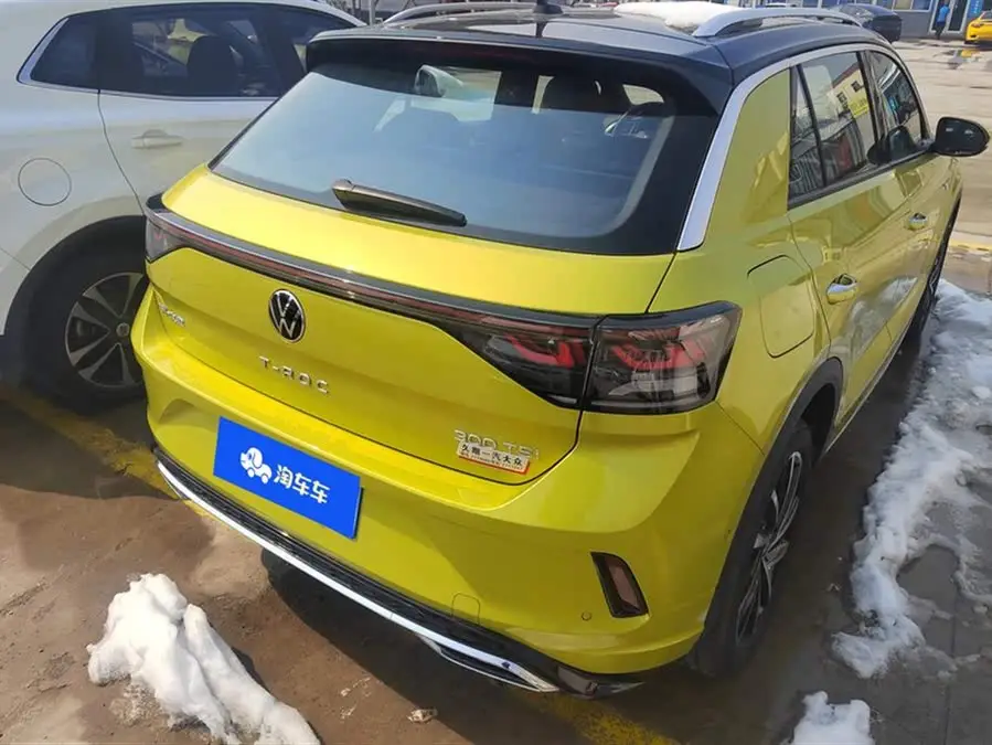 T-ROC 2023 طراز 300TSI DSG دفع ثنائي نسخة ستارلايت