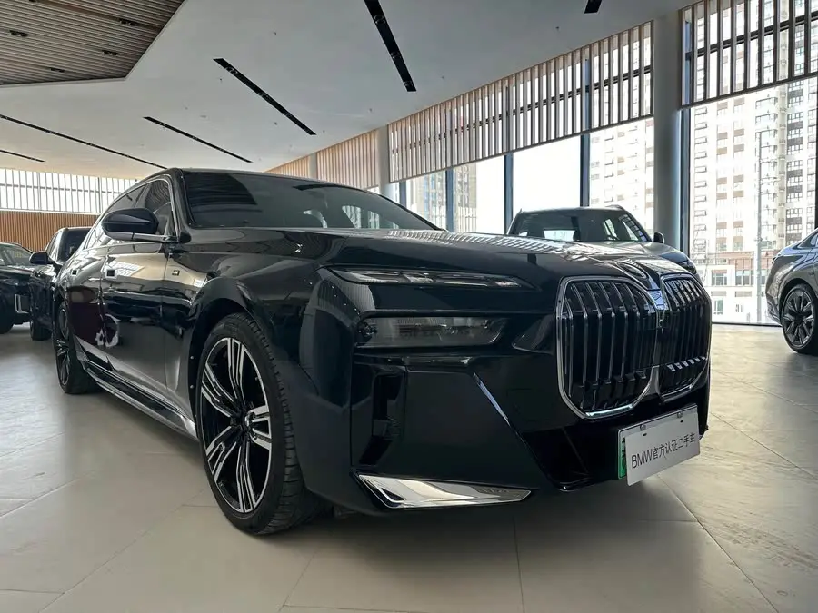 BMW i7 2023 eDrive50L Exclusive M Sport Package