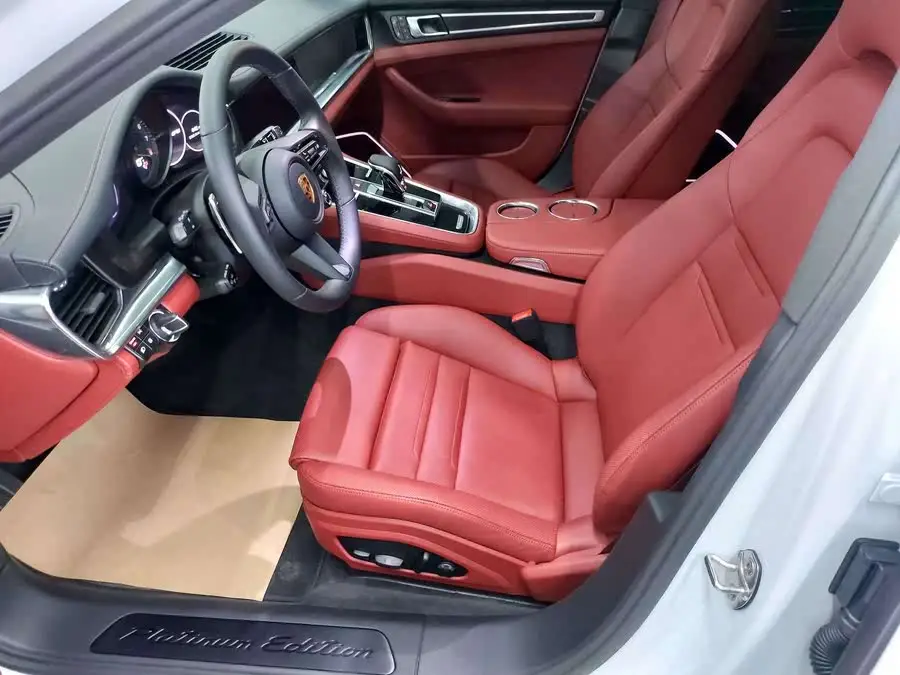2023 Porsche Panamera 2.9T Platinum Edition