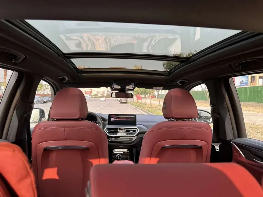 BMW X3 2023 xDrive30i Luxury M Black Package