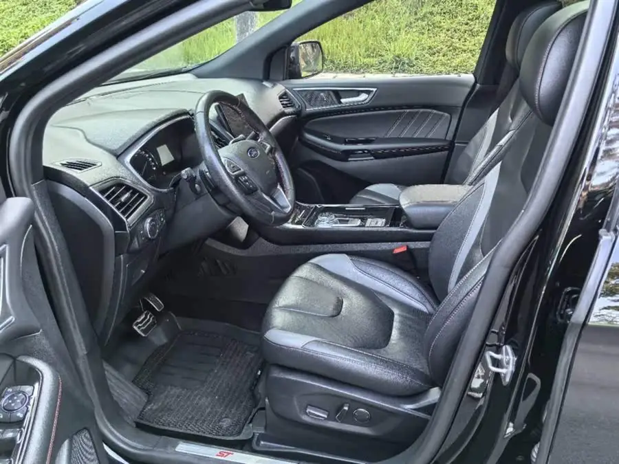 2020 Ford Edge EcoBoost 245 AWD ST-Line 7-Seater