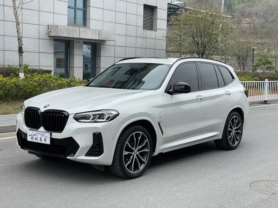 BMW X3 2022 xDrive30i Leading Model M Night Package