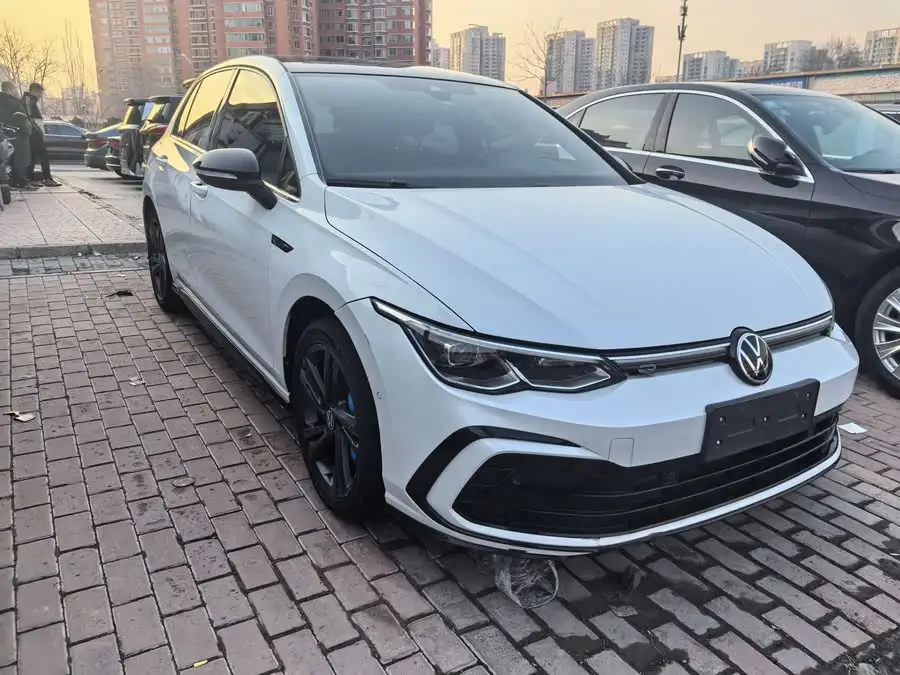 غولف 2021 280 TSI DSG R-Line