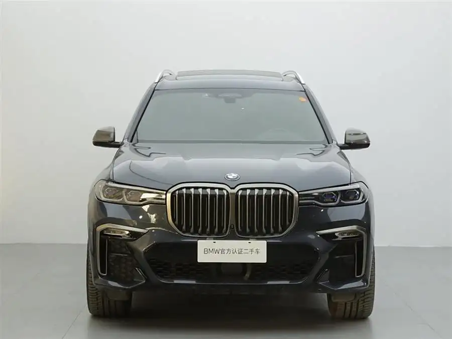 بي إم دبليو X7 موديل 2020 xDrive M50i النسخة الخاصة