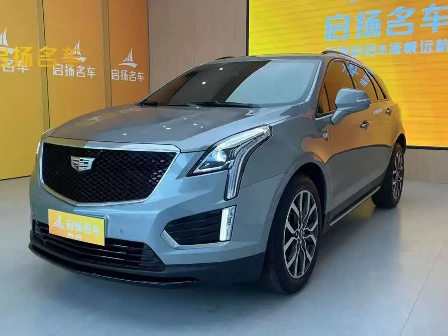 كاديلاك XT5 2022 2.0T دفع رباعي فاخرة (إصدار الطائر الطنان)