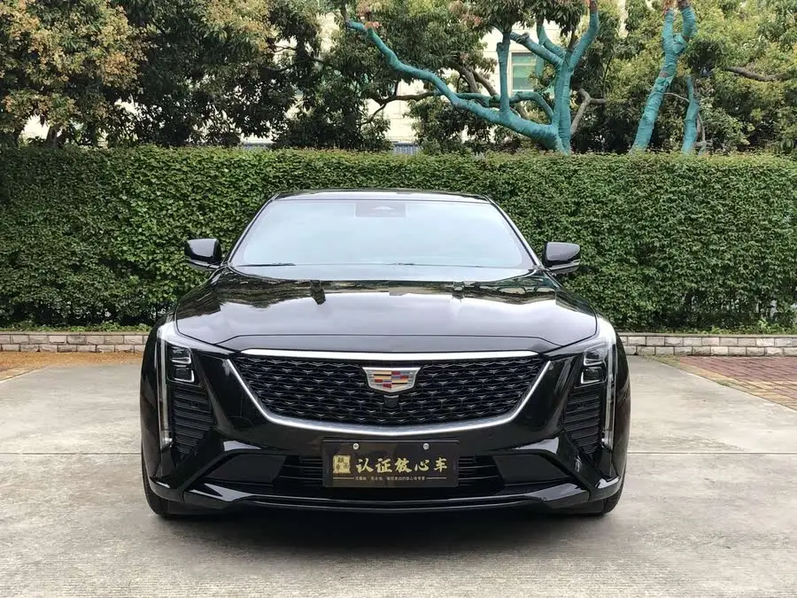 كاديلاك CT5 2024 28T برو الفاخر