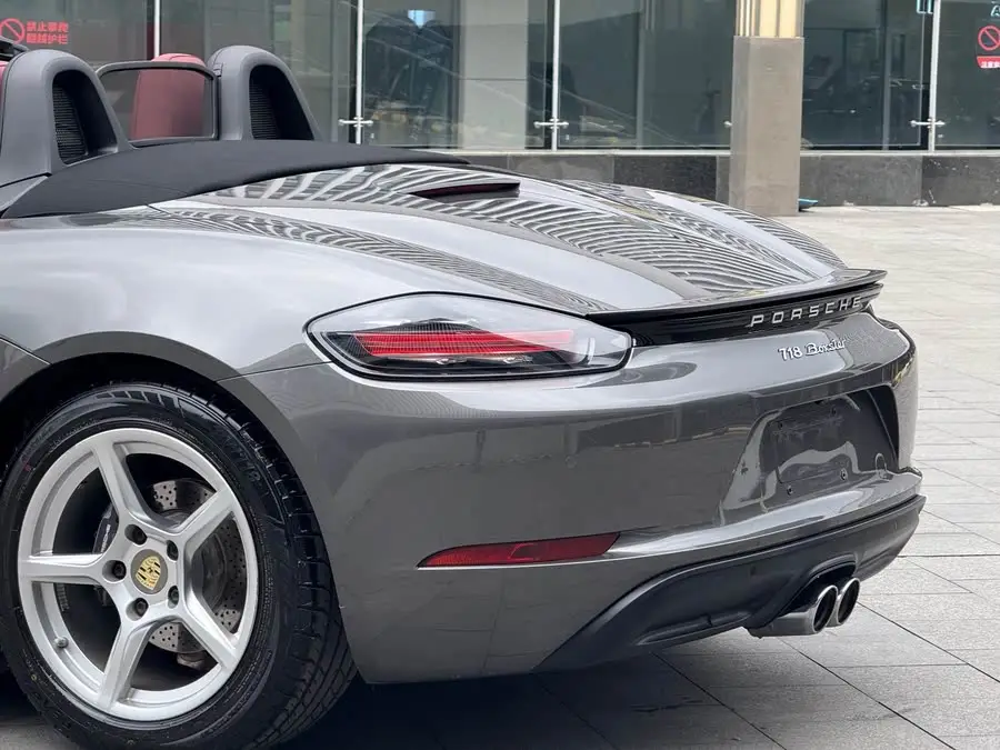 Porsche 718 2020 Model Boxster 2.0T