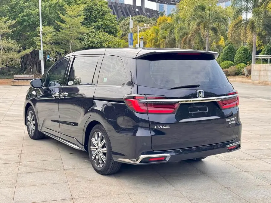 أوديسي 2022 2.0L e:HEV إصدار شارب