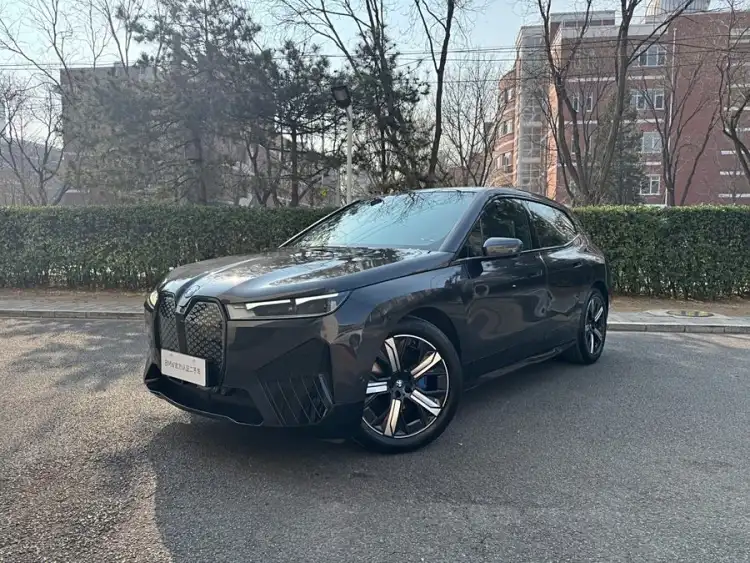 BMW iX 2022 xDrive40