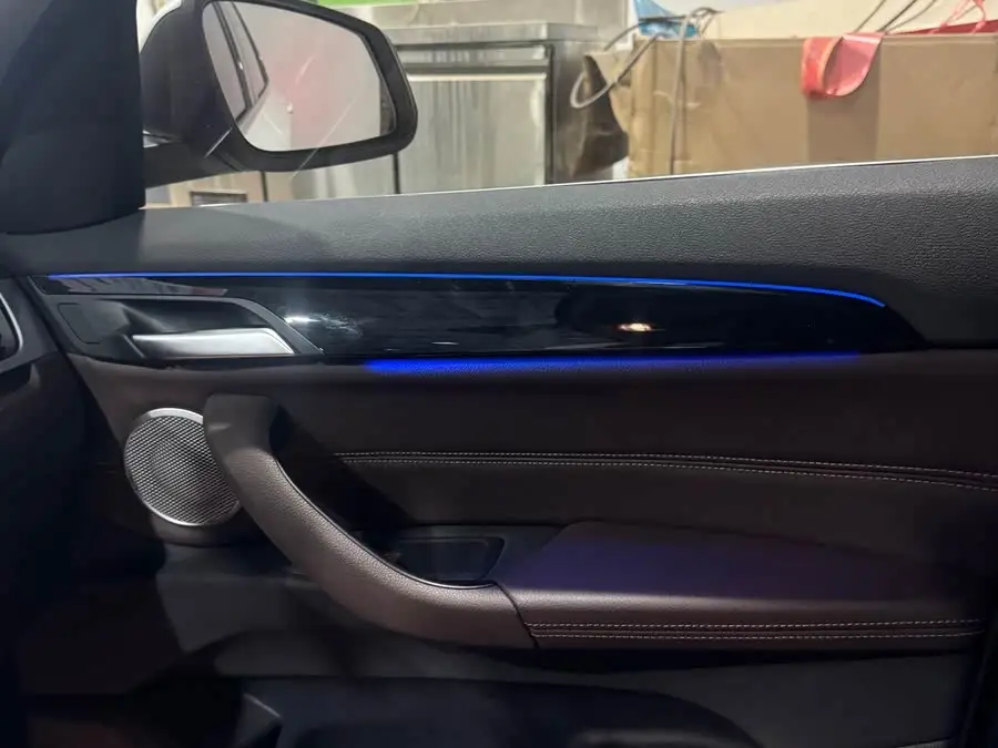 بي إم دبليو X1 2022 sDrive20Li الإصدار الفاخر