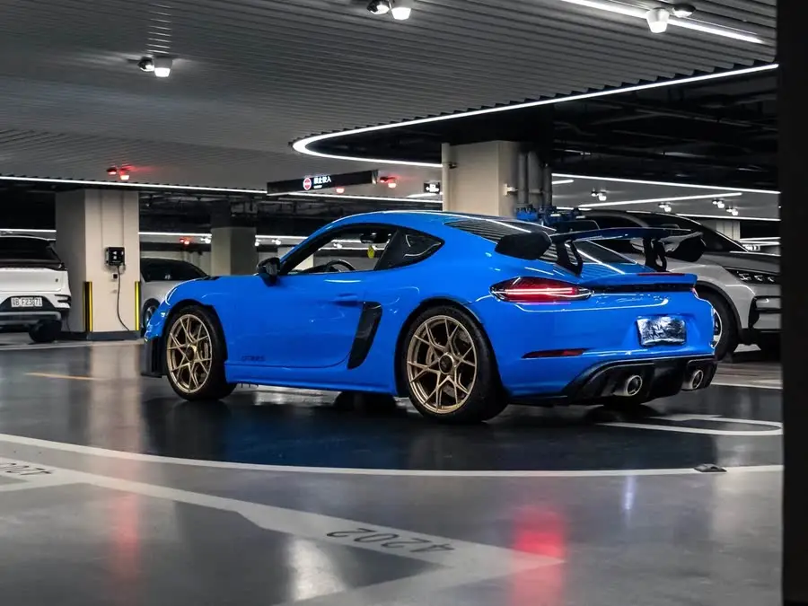 Porsche 718 2022 Cayman GT4 RS 4.0L