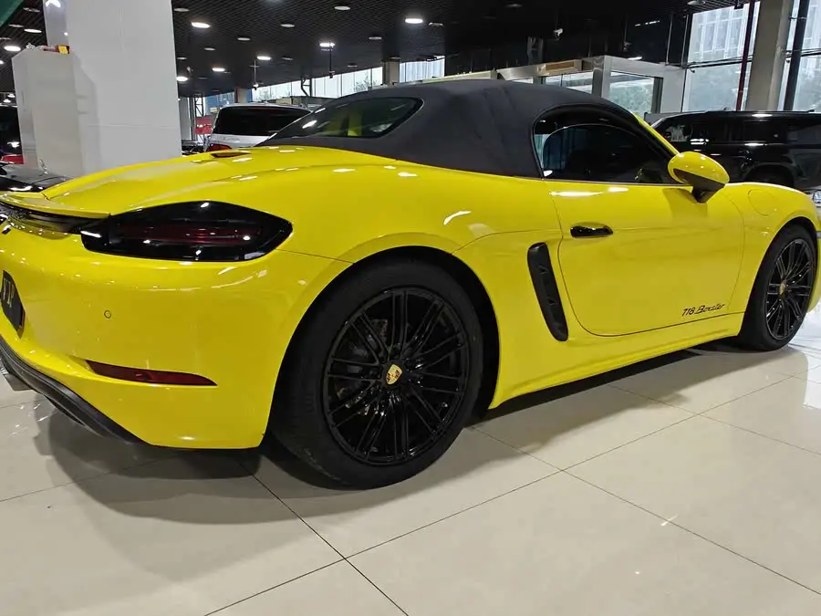 Porsche 718 2020 Model Boxster 2.0T