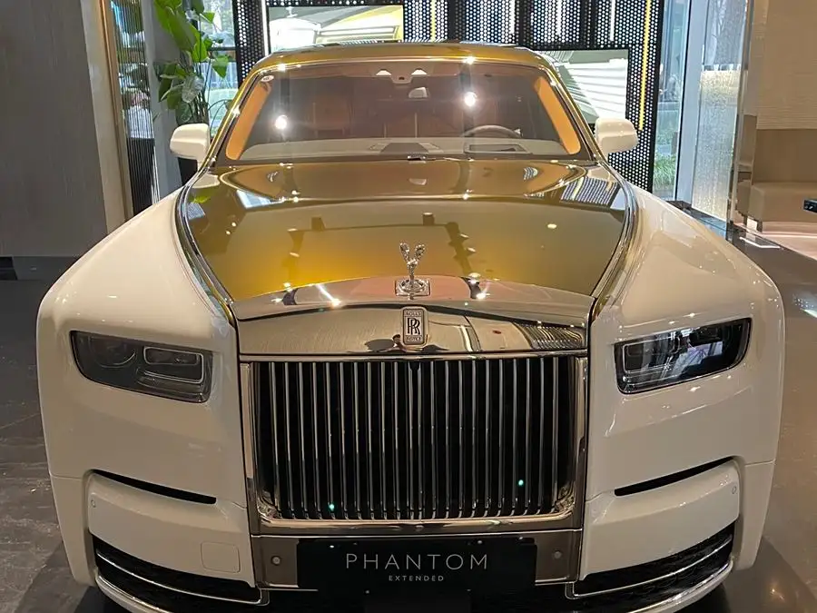 Phantom 2018 6.7T Long Wheelbase Version
