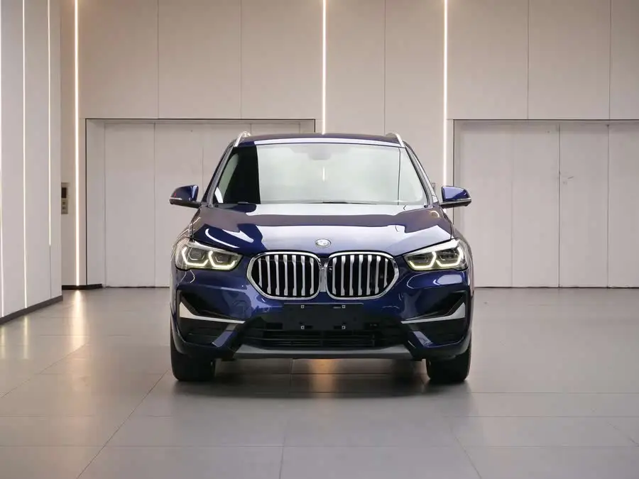 بي إم دبليو X1 2020 sDrive25Li النسخة الرائدة