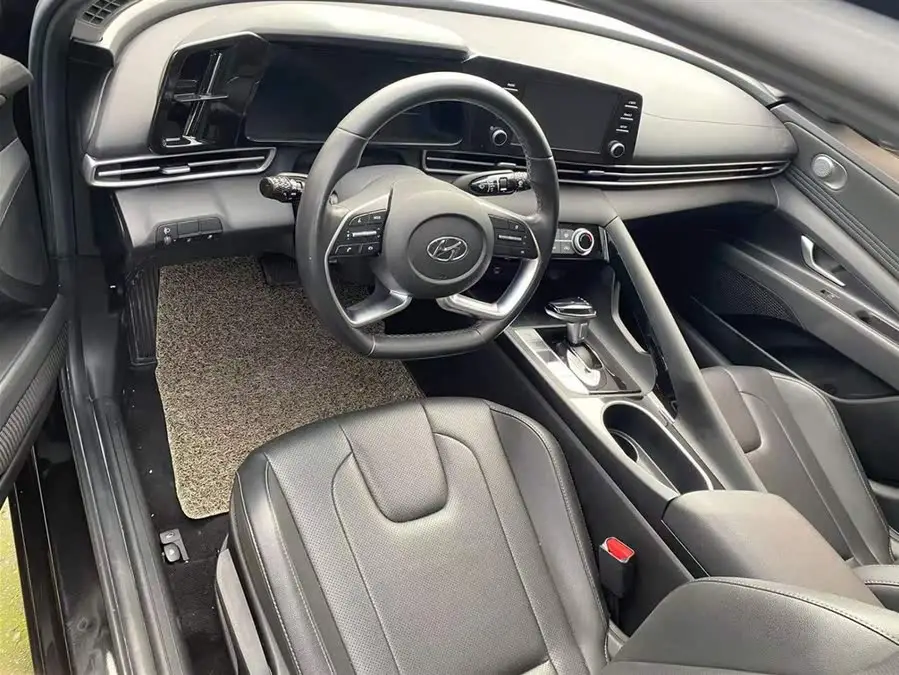 2022 Elantra 1.5L CVT GLS Leading Edition