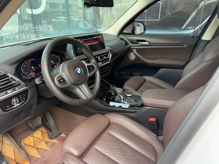 BMW X3 2022 xDrive30i Leading M Night Package