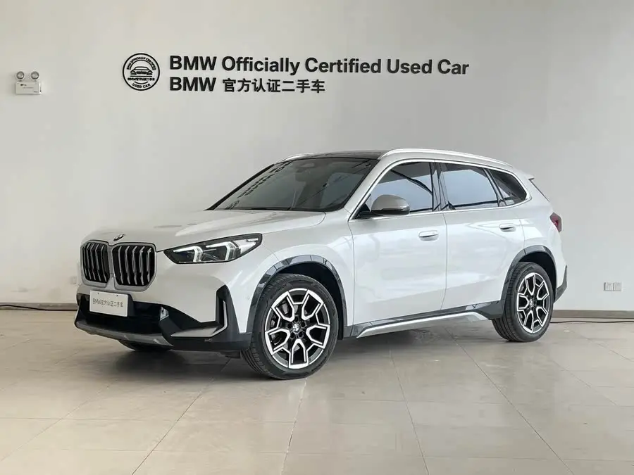 بي إم دبليو X1 2023 sDrive25Li حزمة تصميم X